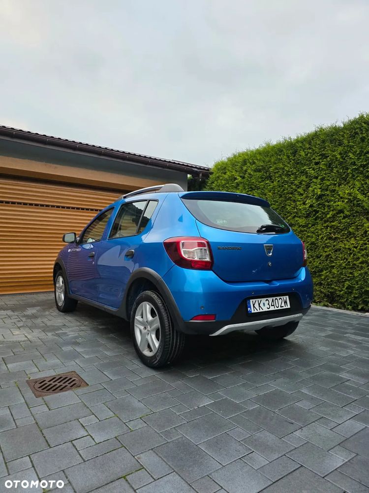 Dacia Sandero TCe 90 Laureate - 8