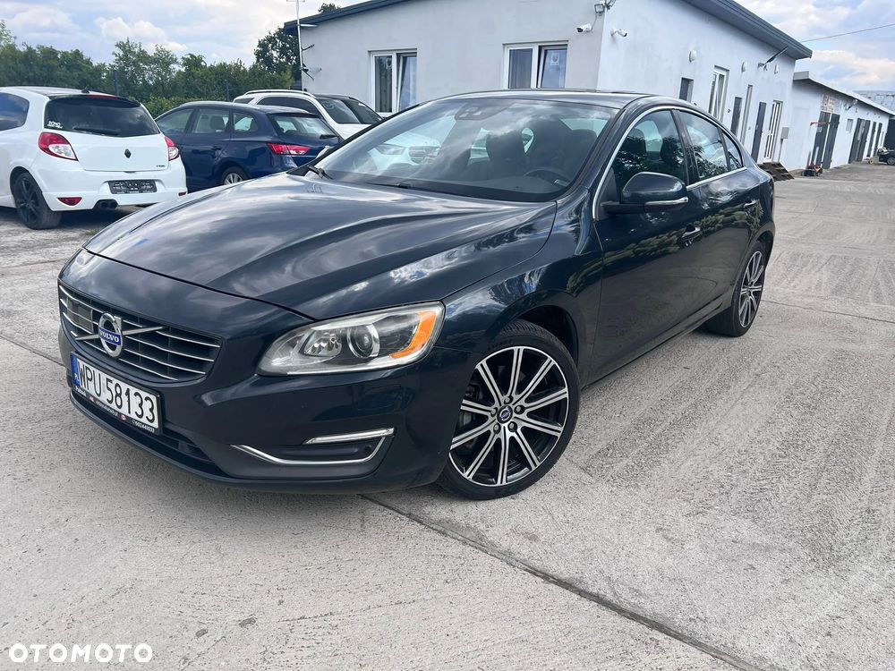 Volvo S60 - 1