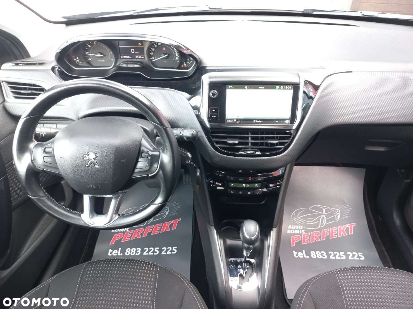 Peugeot 208 - 18