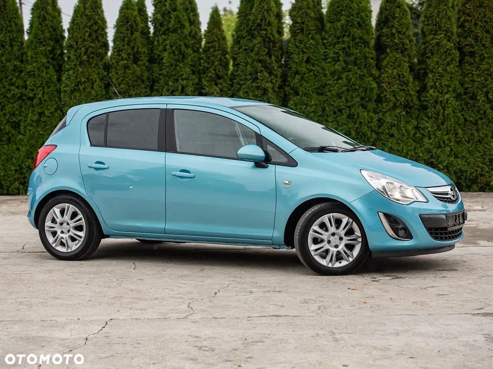 Opel Corsa 1.4 16V Edition 111 Jahre - 3