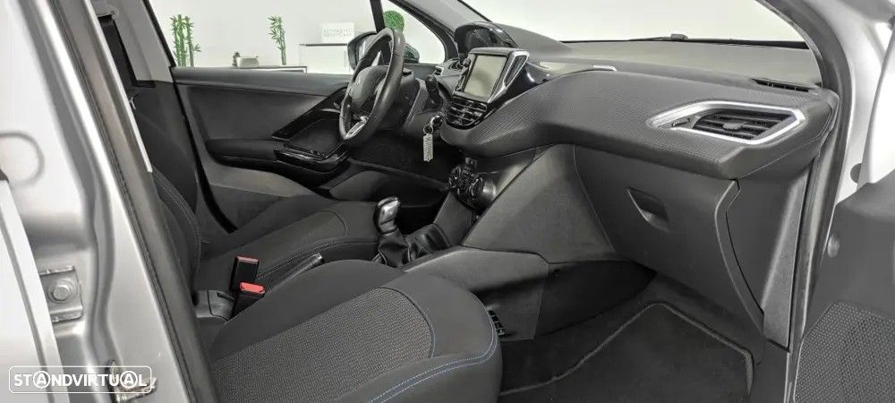 Peugeot 208 1.2 PureTech Active - 23