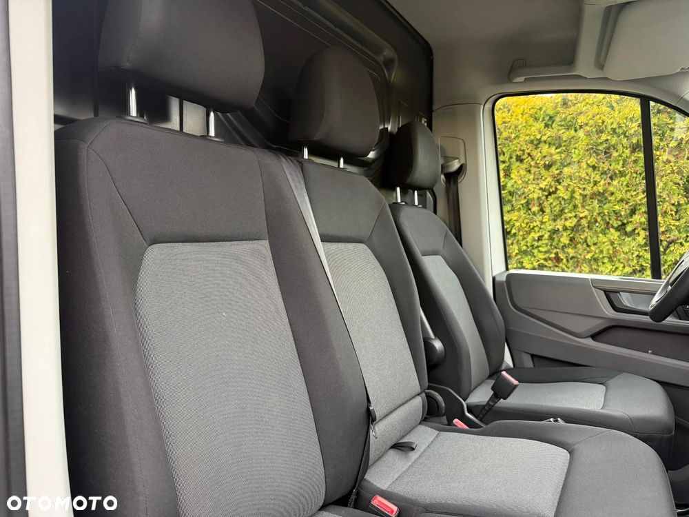 Volkswagen Crafter - 11