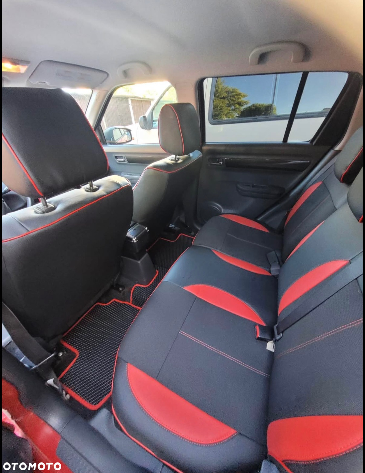 Suzuki Swift 1.3 Sakura - 10