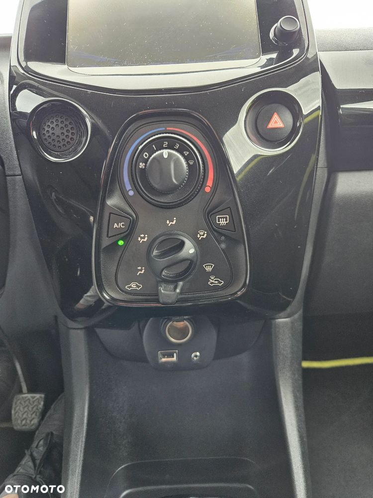 Toyota Aygo 1.0 VVT-i Sprint EU6 - 27