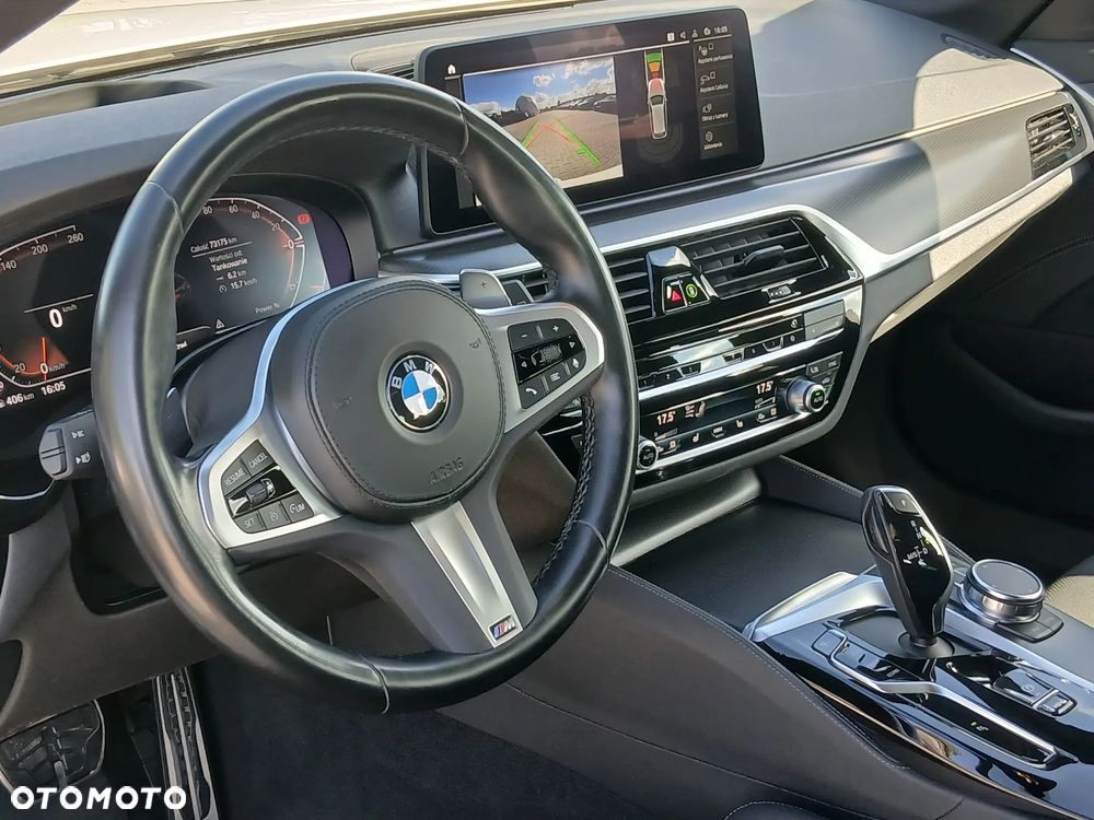 BMW Seria 5 520i M Sport sport - 14