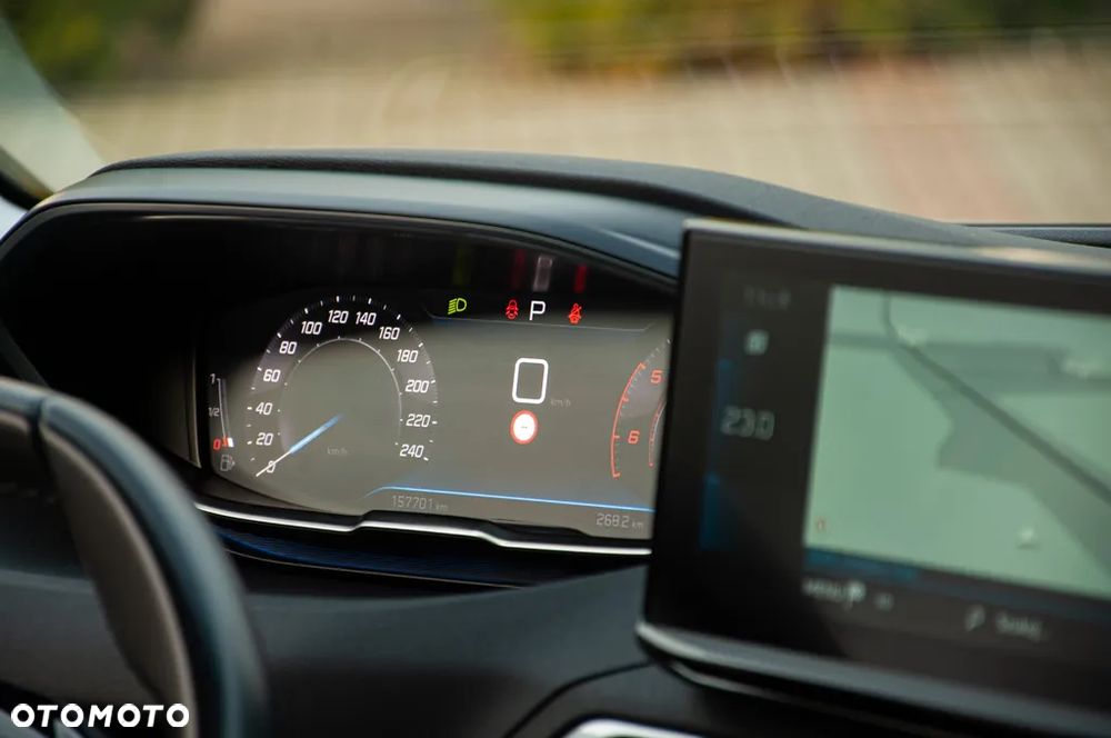 Peugeot 5008 2.0 BlueHDI GT S&S EAT8 - 18