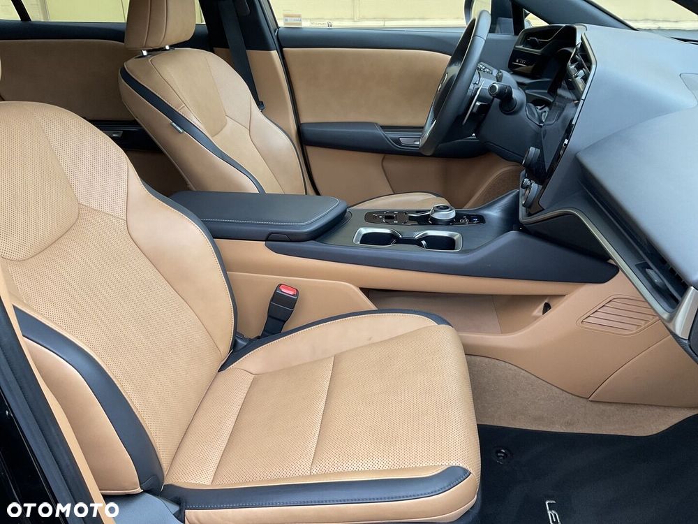 Lexus RZ 450e Prestige DIRECT4 - 11
