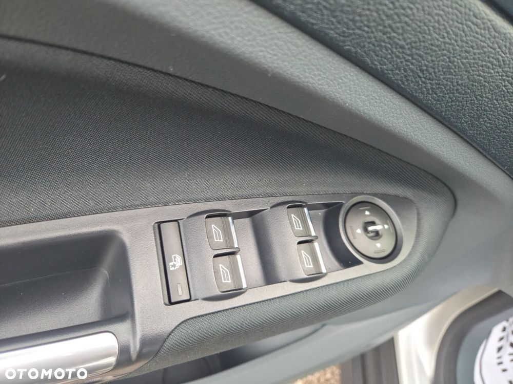 Ford Grand C-MAX 1.6 TDCi Ambiente - 16