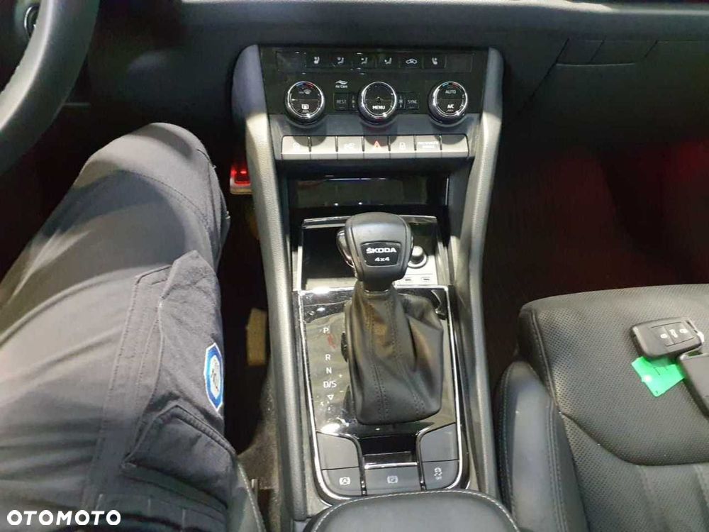 Skoda Kodiaq 2.0 TDI 4x4 L&K DSG 7os - 12
