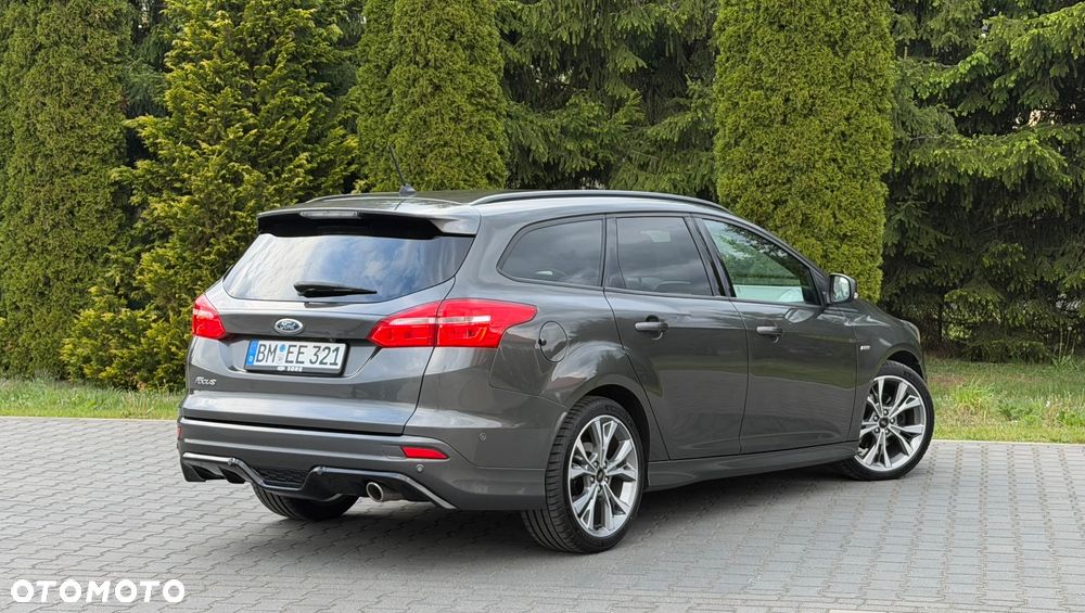 Ford Focus - 19
