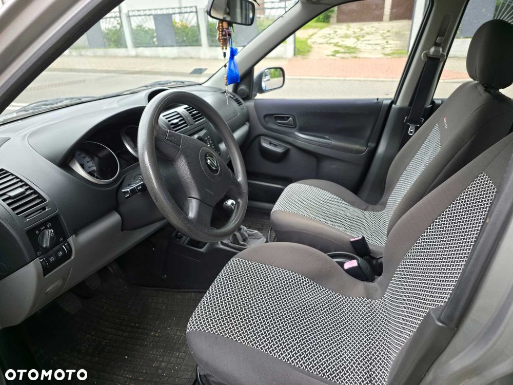 Suzuki Ignis - 2