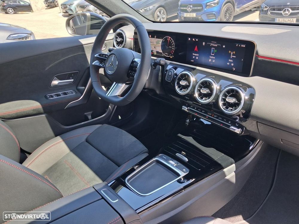 Mercedes-Benz A 250 e - 15