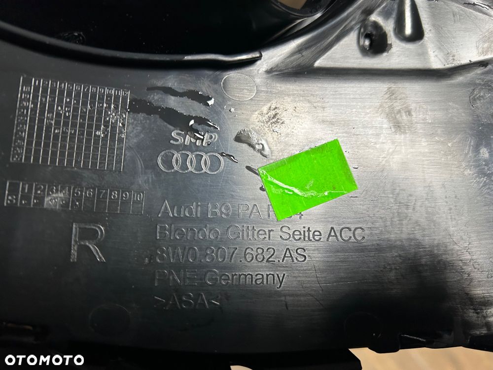 AUDI RS4 B9 LIFT KRATKA ZDERZAKA PRAWA KARBON 8W0807682AS IGLA ORG - 2