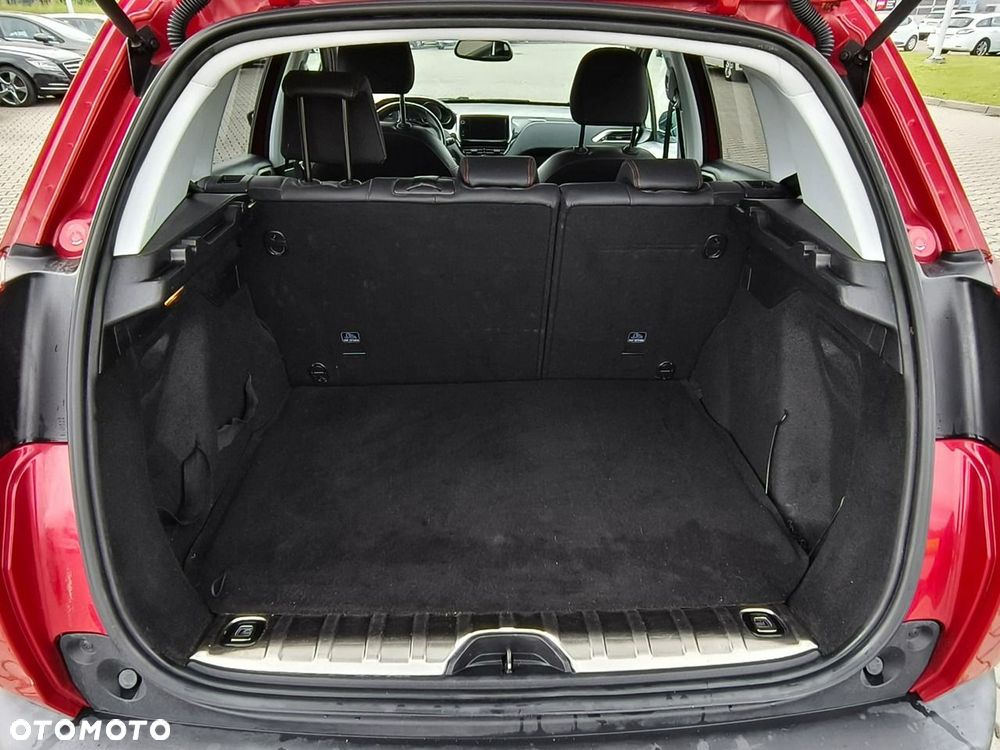 Peugeot 2008 - 18