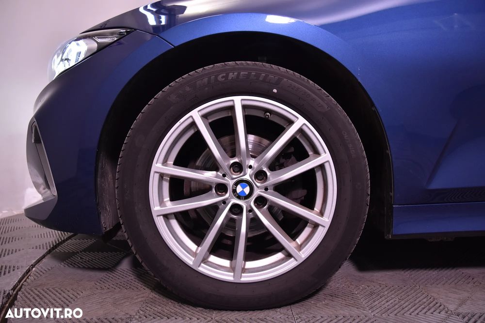 BMW Seria 3 318i Aut. - 14