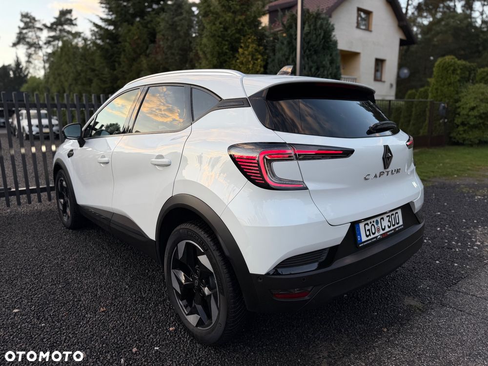 Renault Captur TCe Mild Hybrid 160 EDC EVOLUTION - 8