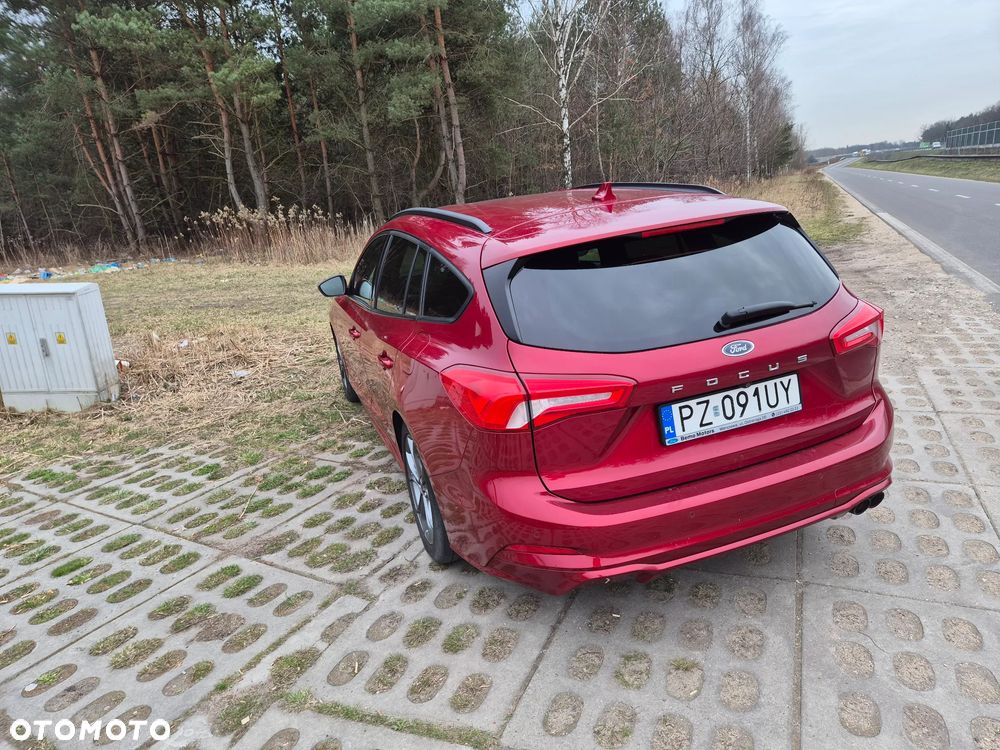 Ford Focus 1.0 EcoBoost ST-Line Business - 15