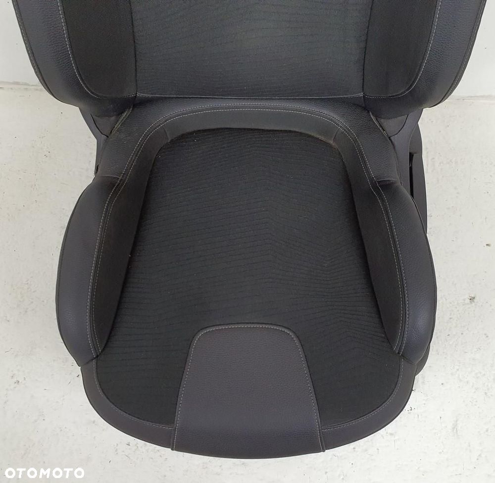 FOTEL KIEROWCY LEWY PRZÓD PODGRZEWANY OPEL ADAM - 3