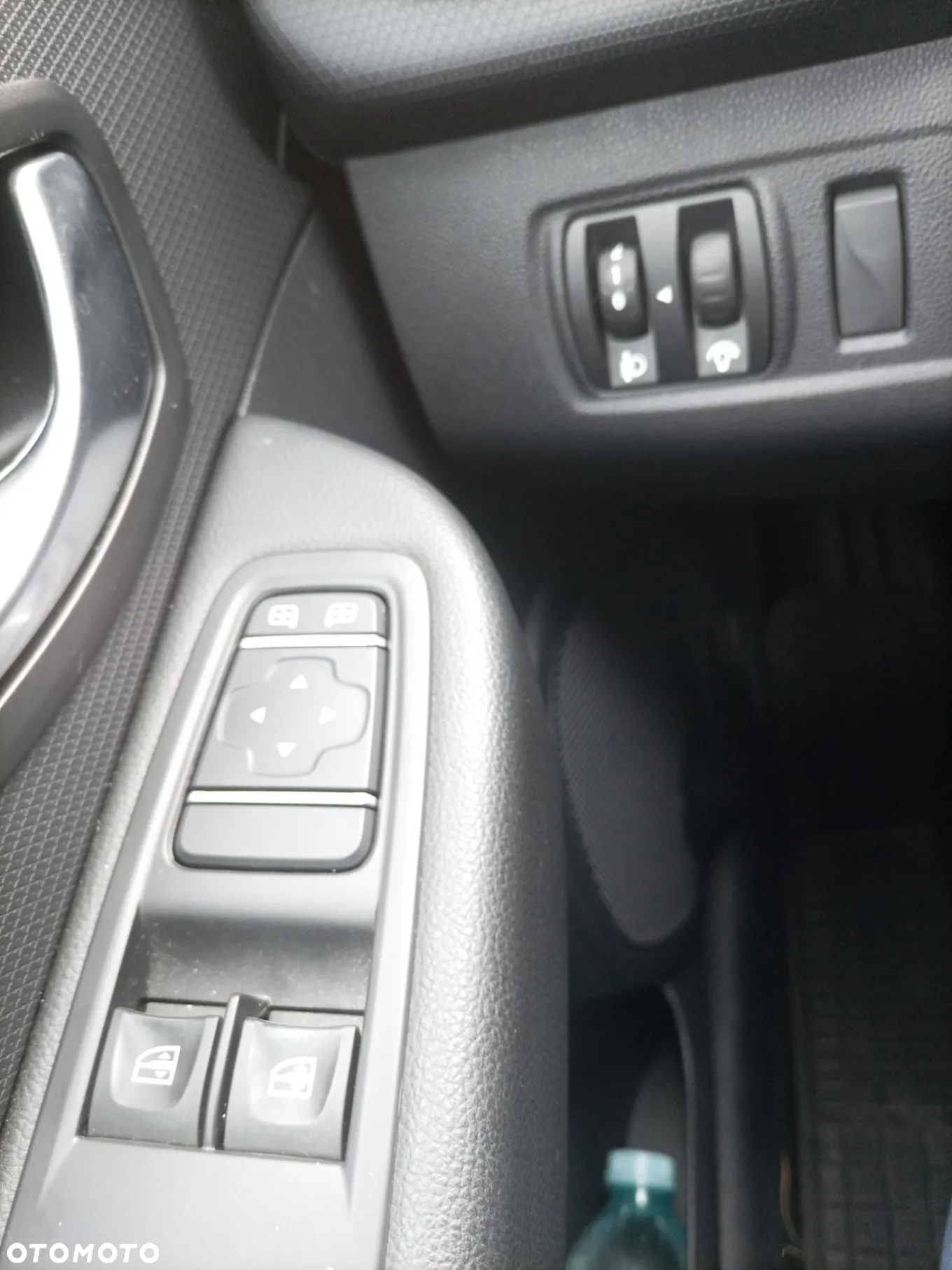 Renault Clio 0.9 TCe Limited - 11