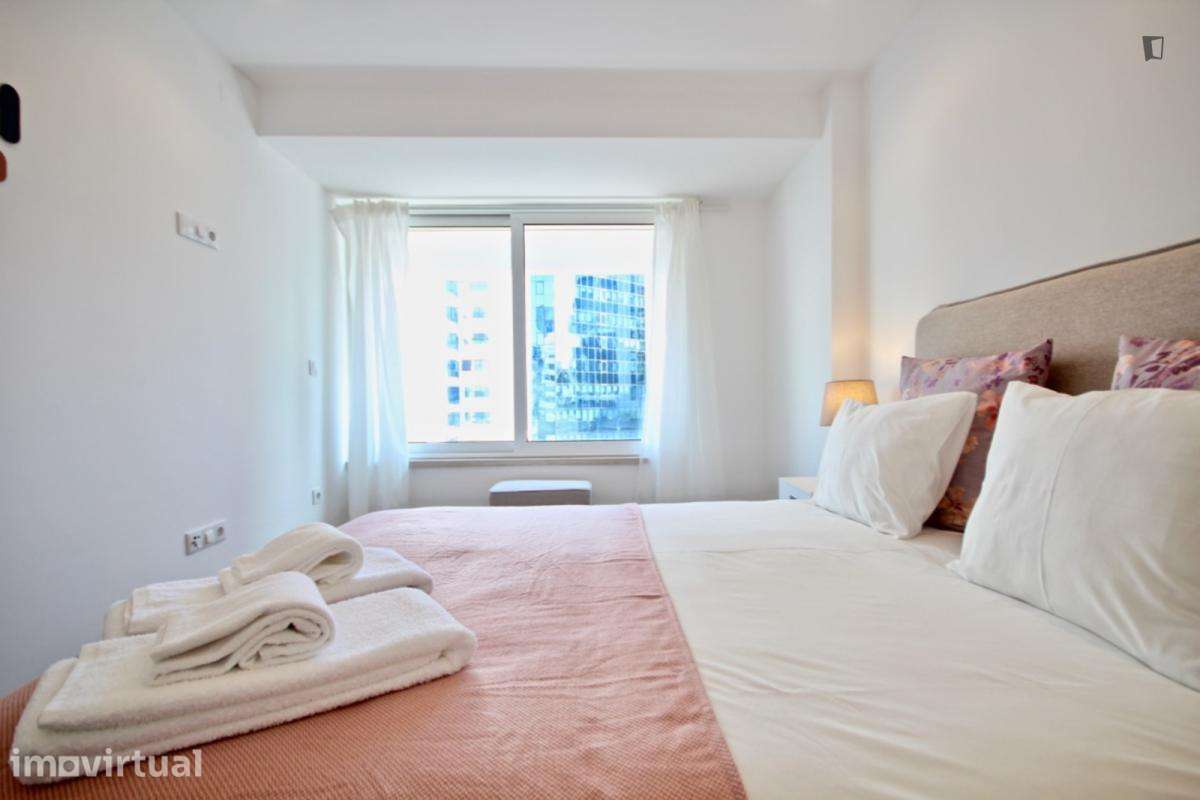 Apartamento com 1 quartos - localizado em Sete Rios Lisbon - Grande imagem: 4/22