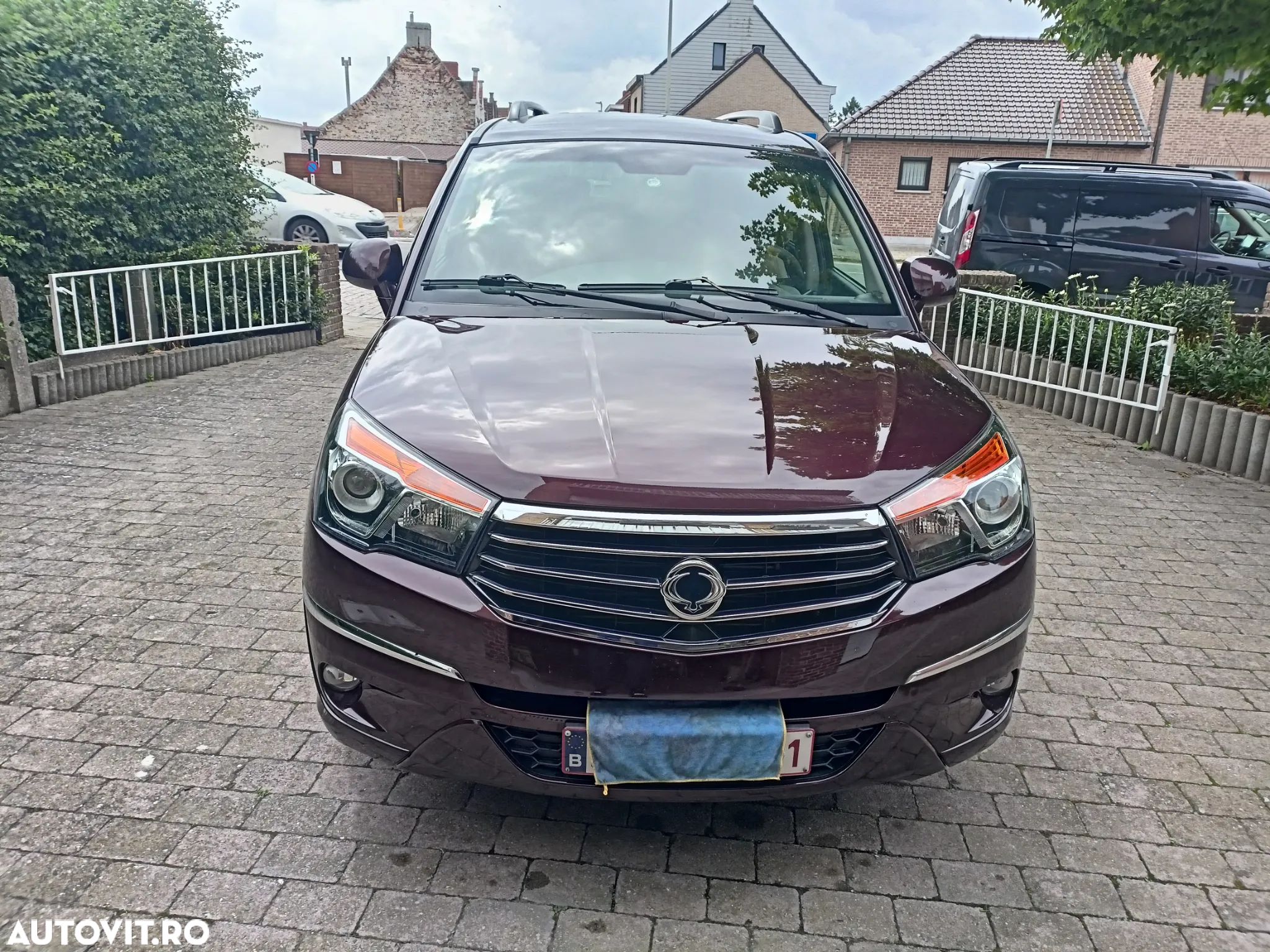SsangYong Rodius - 1