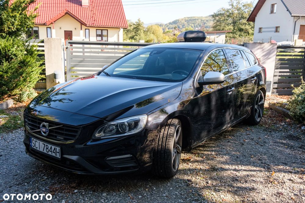 Volvo V60 D4 Drive-E R-Design Summum - 1