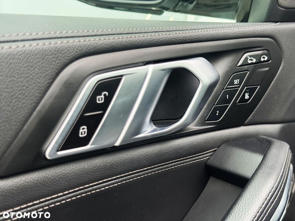 BMW X6 - 33