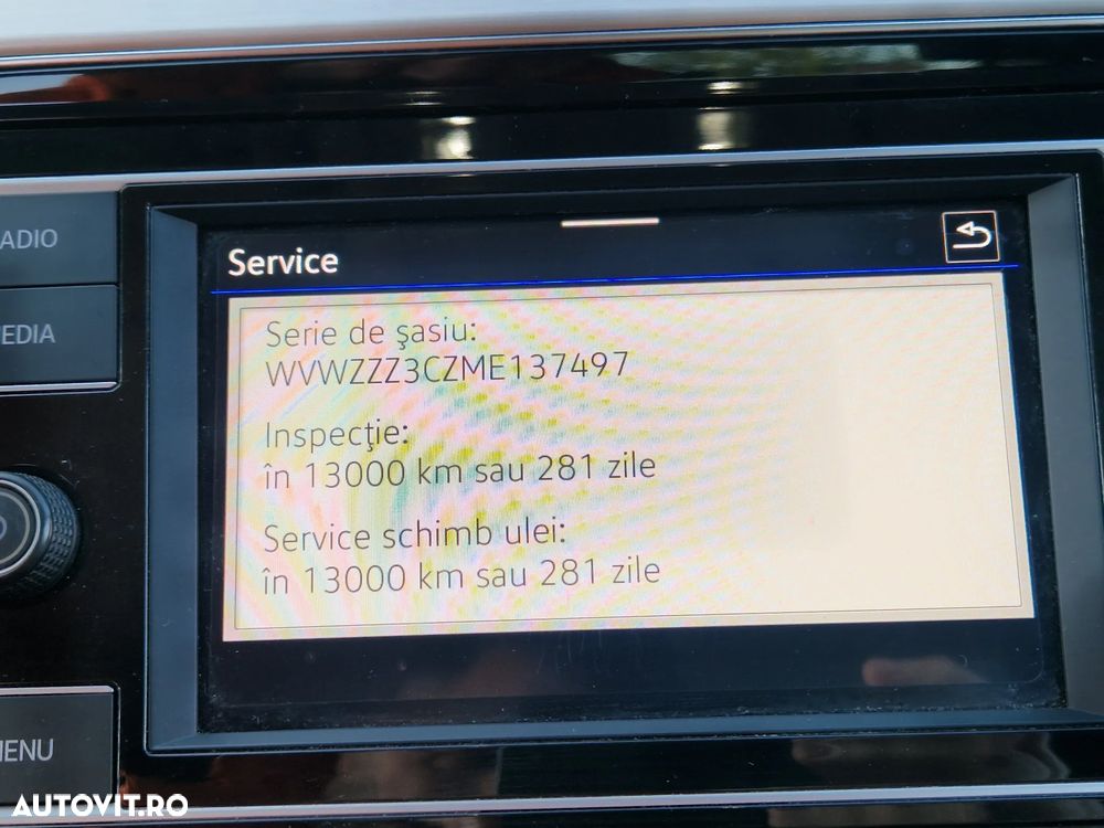 Volkswagen Passat - 8