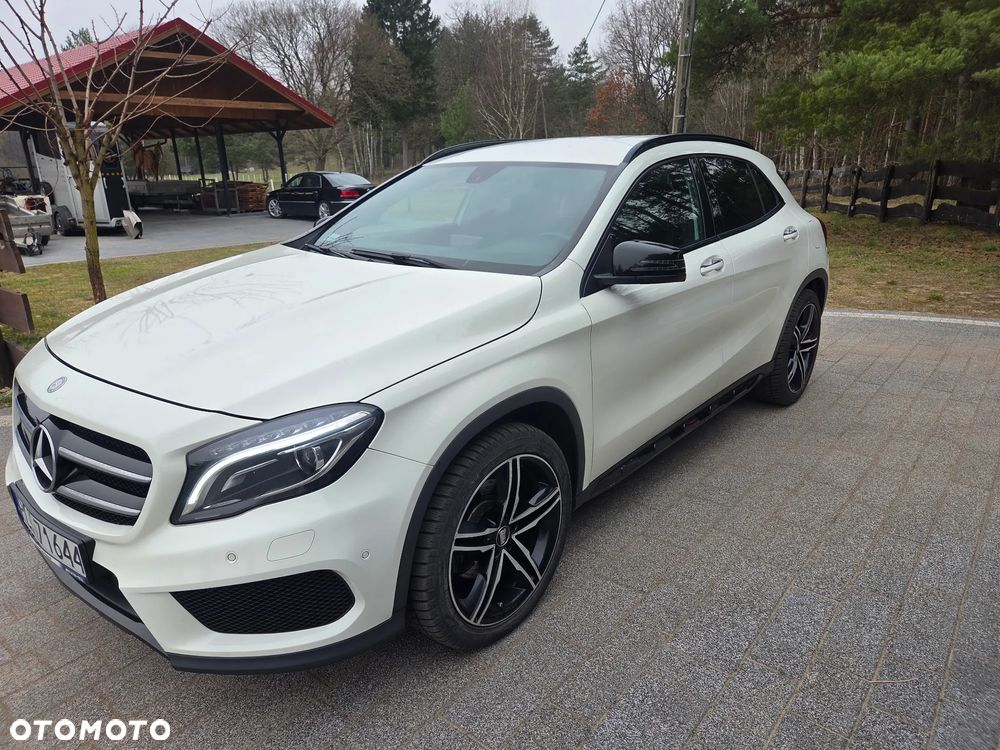 Mercedes-Benz GLA 250 4-Matic - 1