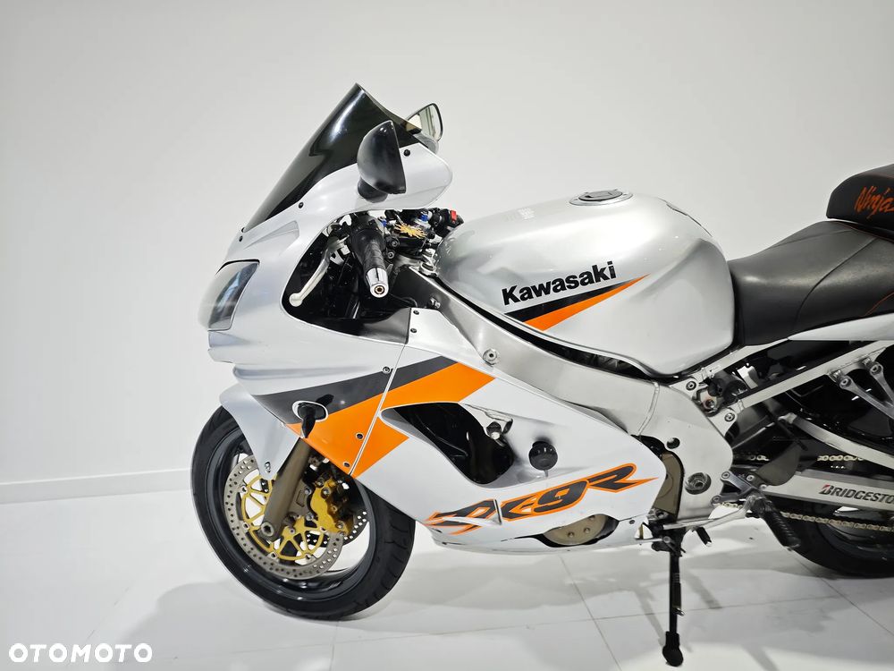 Kawasaki ZX - 11