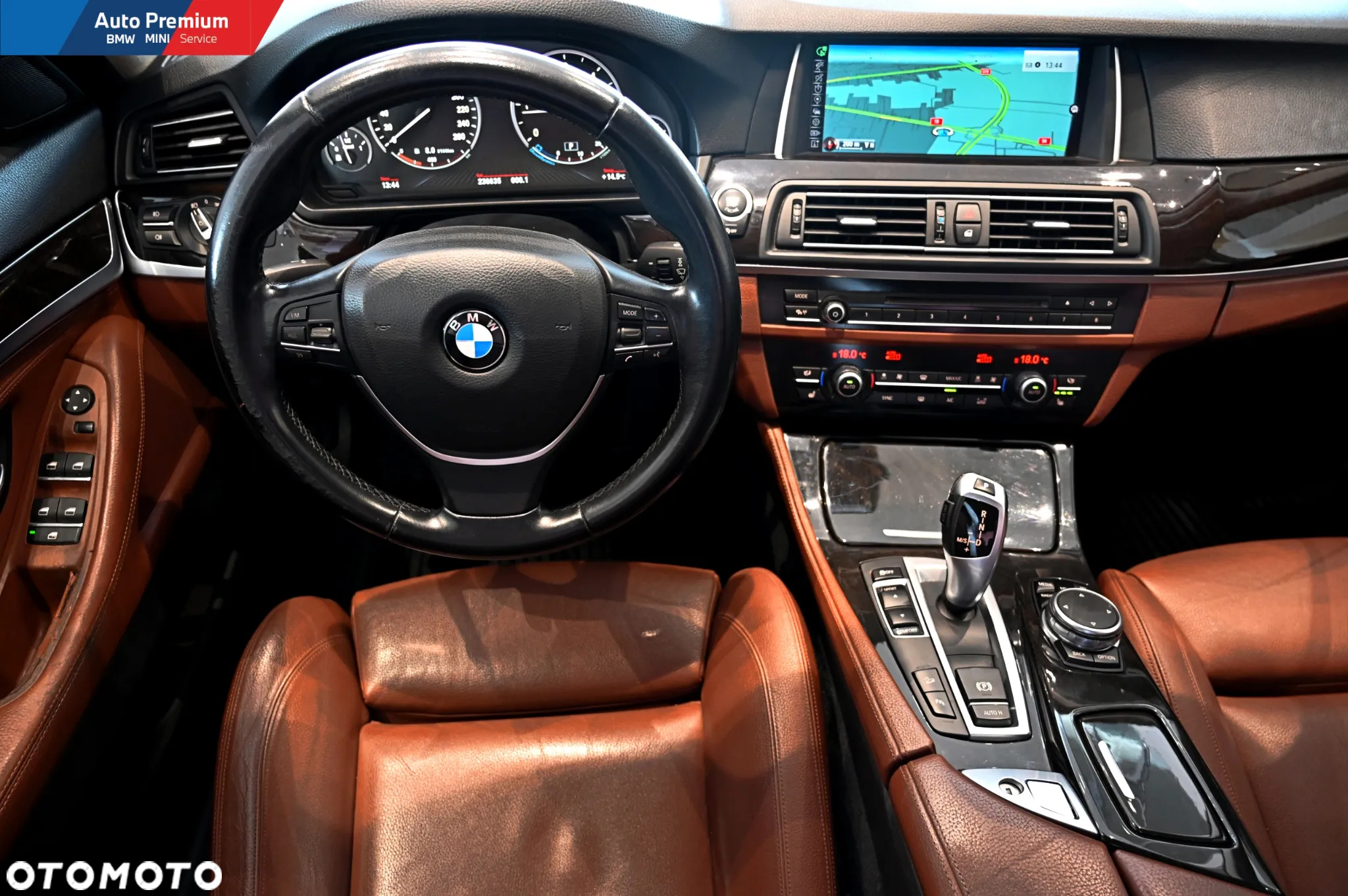 BMW Seria 5 525d xDrive Luxury Line - 7