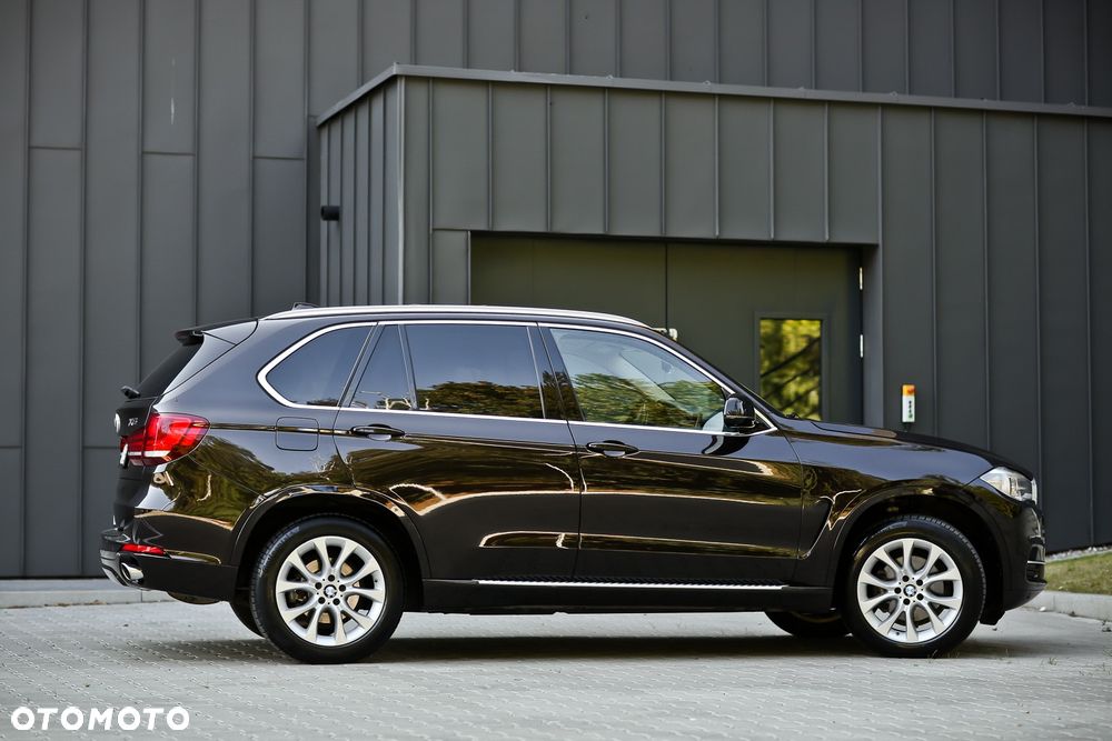 BMW X5 xDrive35i - 12