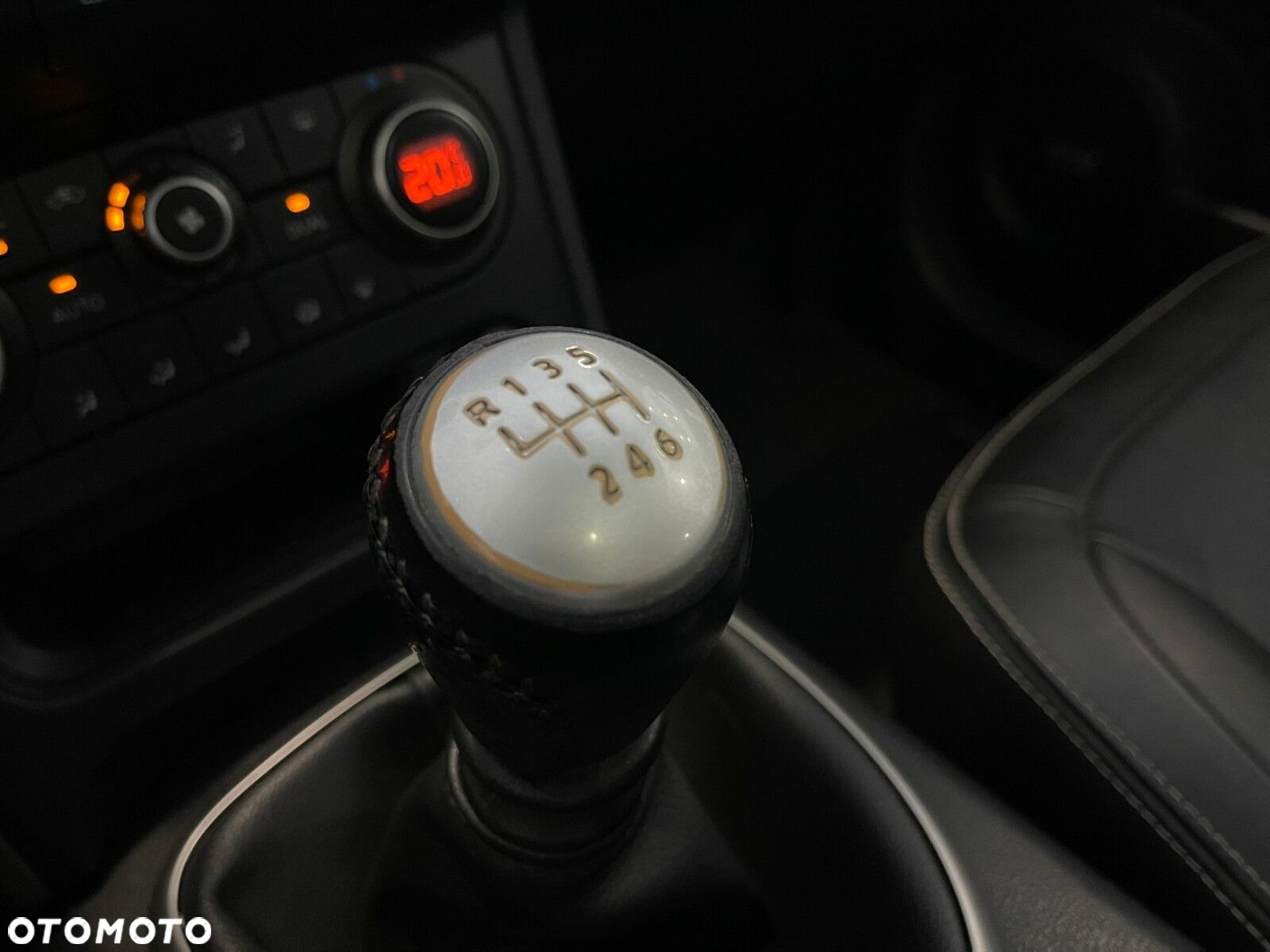 Nissan Qashqai 2.0 4x4 Tekna - 18
