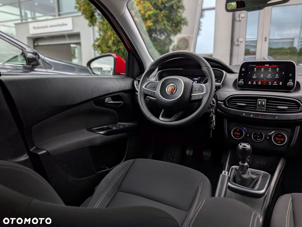 Fiat Tipo 1.4 T-Jet 16v Lounge EU6 - 14