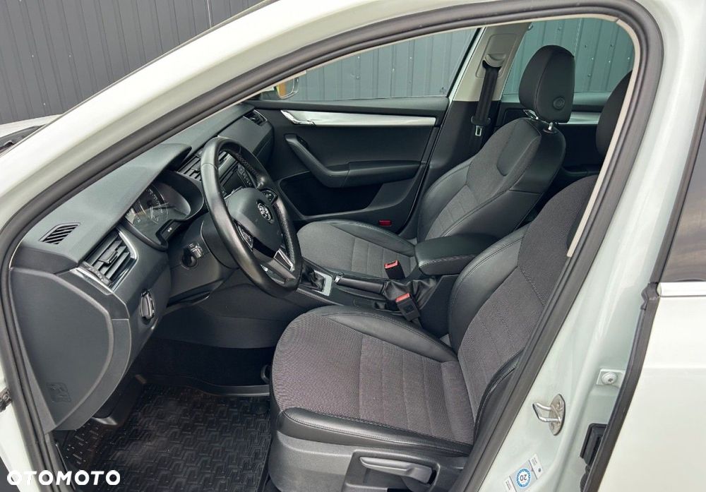 Skoda Octavia - 8