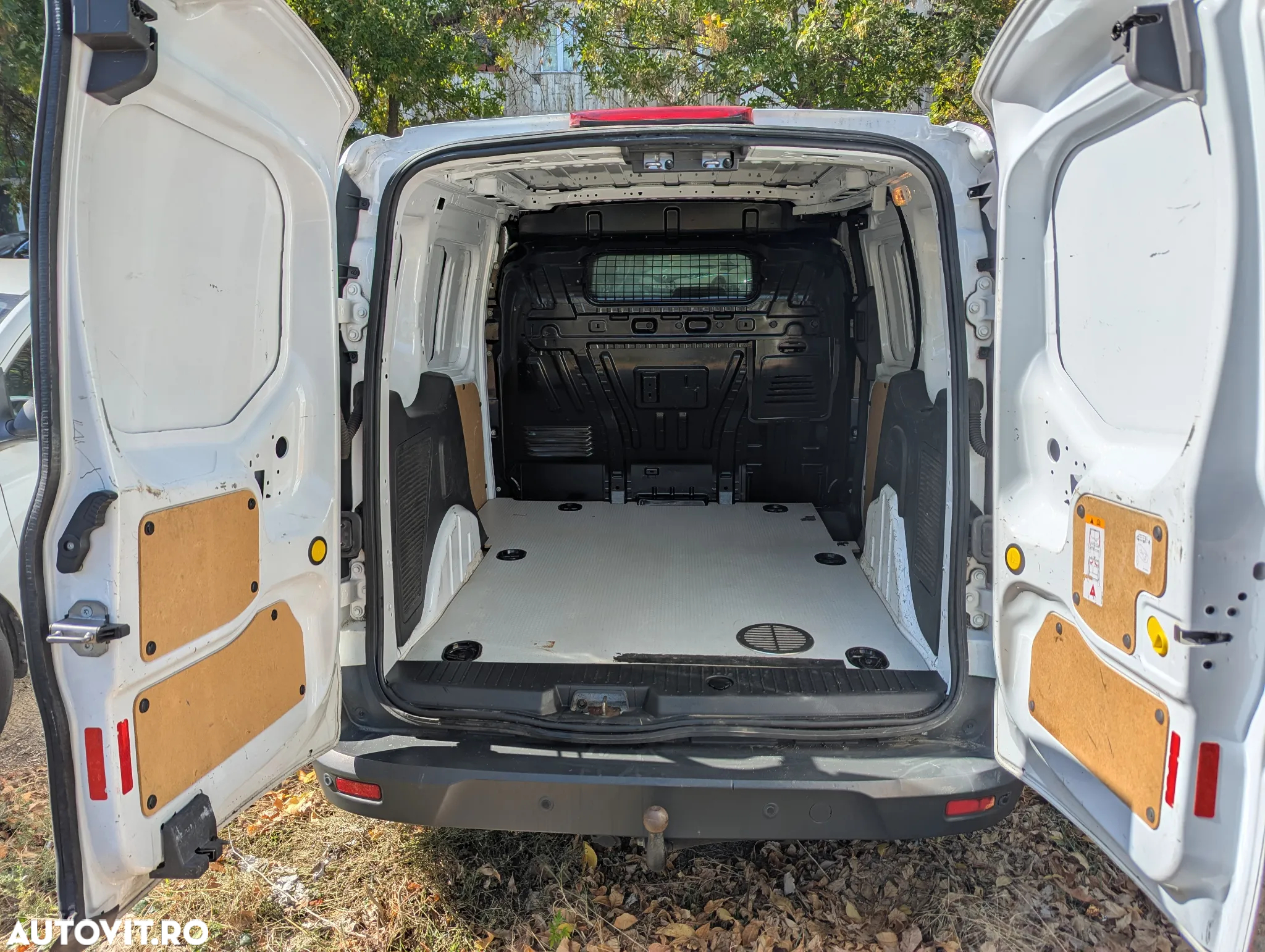 Ford TRANSIT CONNECT - 5