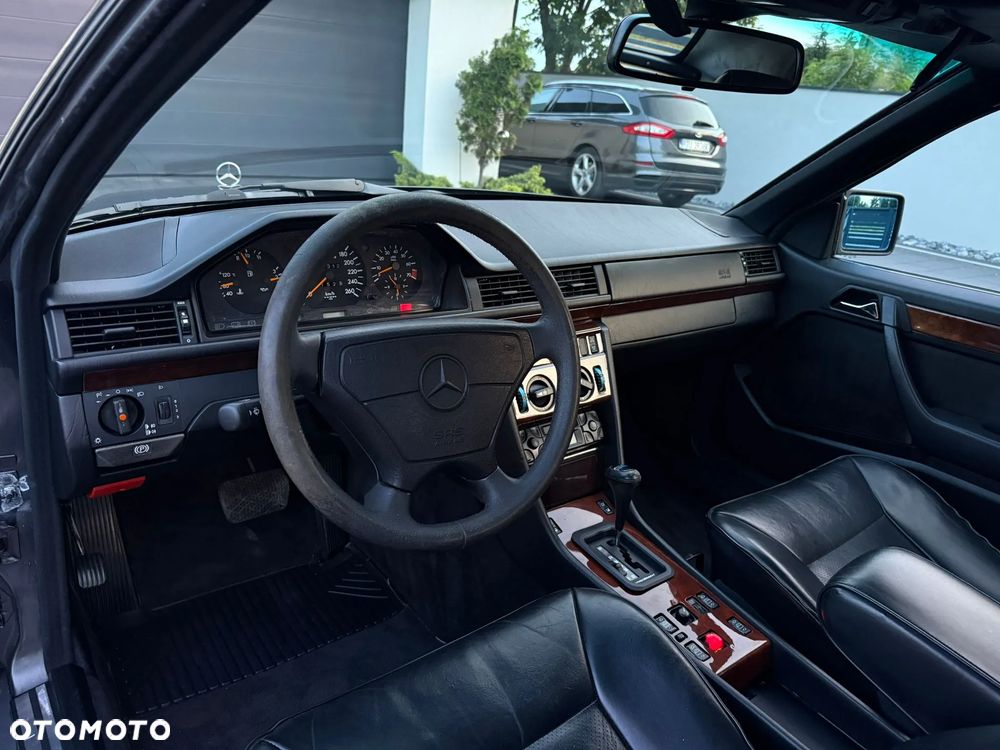 Mercedes-Benz W124 (1984-1993) - 19