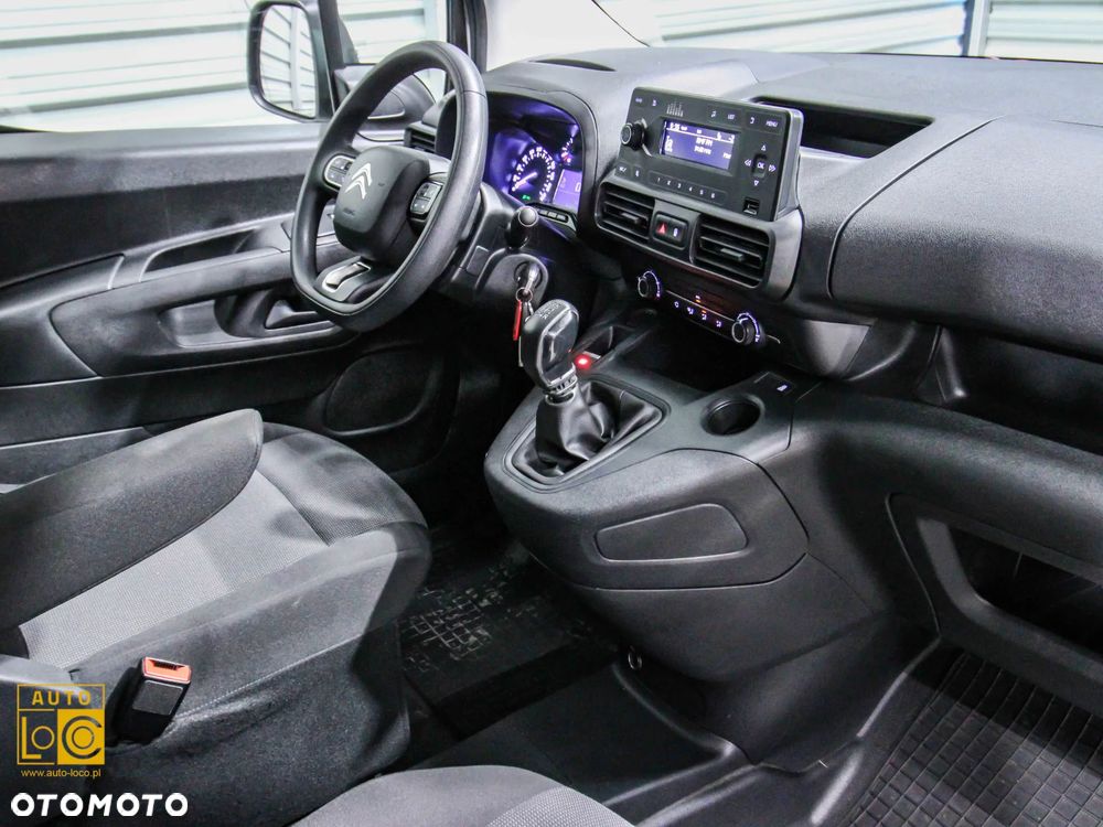 Citroën BERLINGO FURGON LONG L2 - 16
