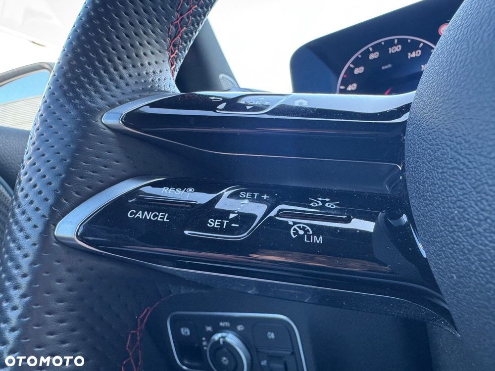 Mercedes-Benz Klasa B 220 4-Matic AMG Line 7G-DCT - 22