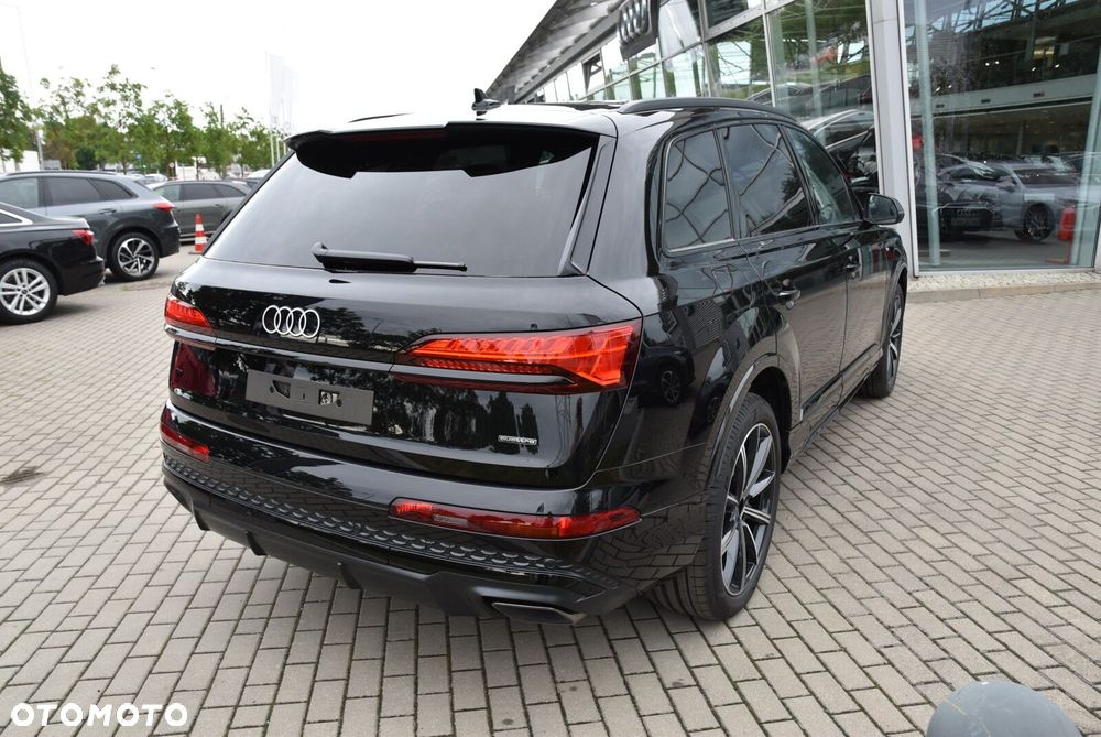 Audi Q7 - 7