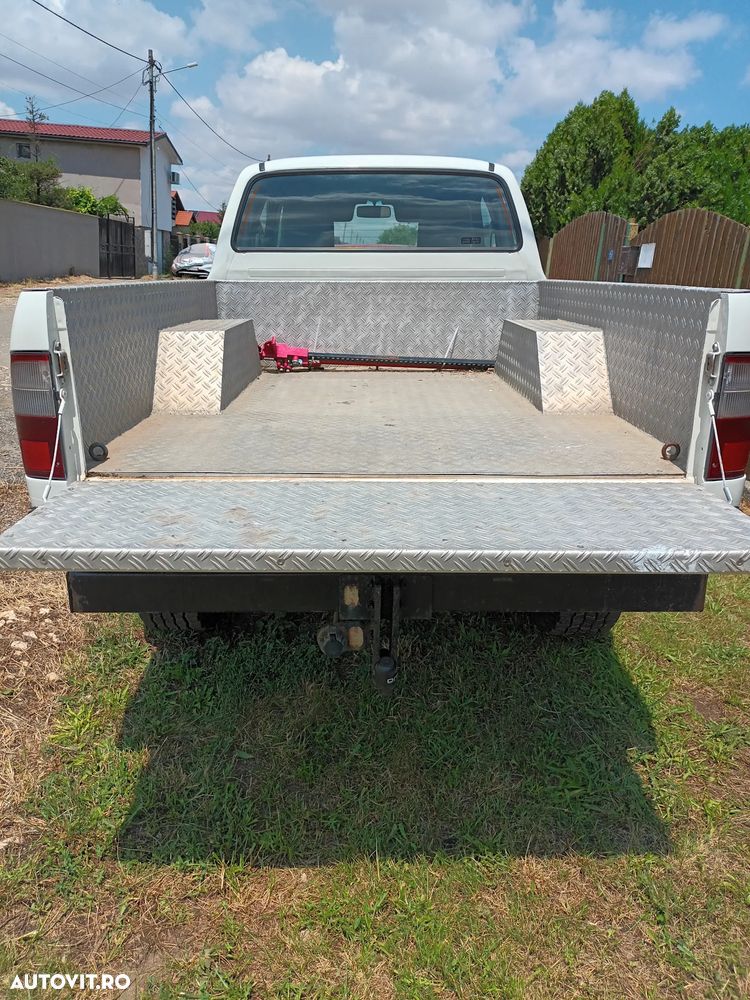 Toyota Hilux - 27