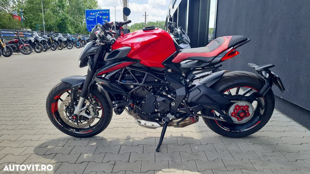 MV AGUSTA Brutale 800 - 3
