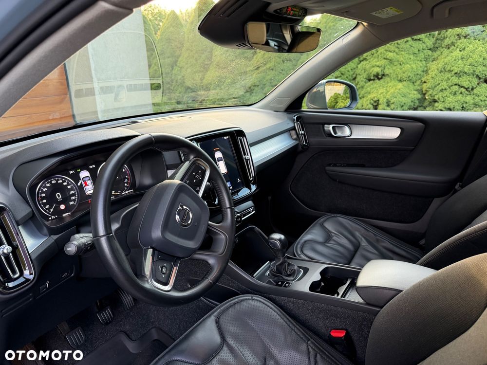Volvo XC 40 T3 Momentum Pro - 7