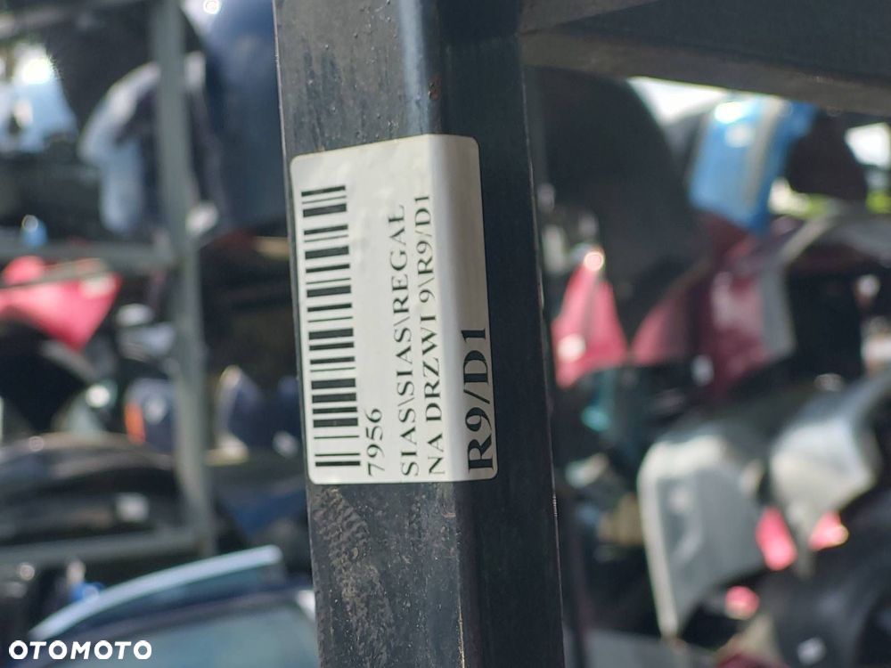 DRZWI KOMPLETNE PRAWY PRZÓD TOYOTA YARIS I HB 3D 3P0 - 7