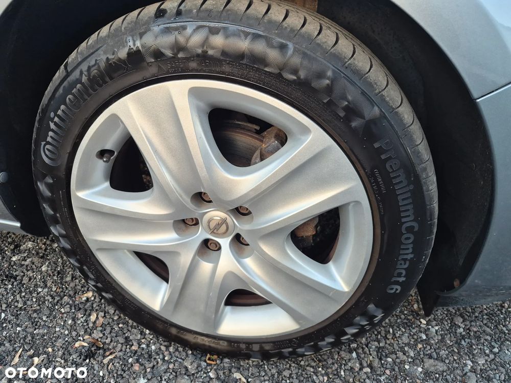 Opel Astra 1.4 T Elite S&S - 26