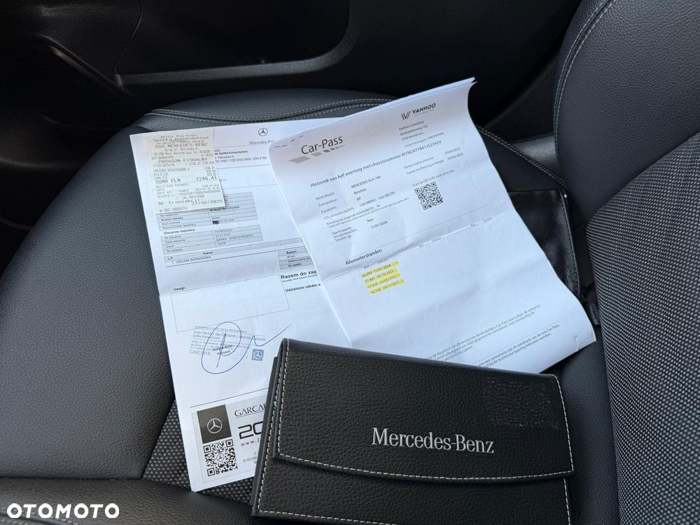 Mercedes-Benz GLA 180 AMG Line - 19