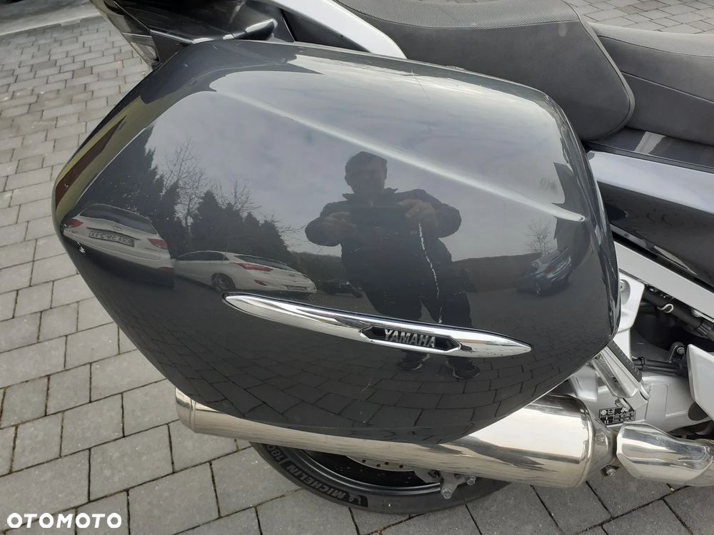 Yamaha FJR - 15