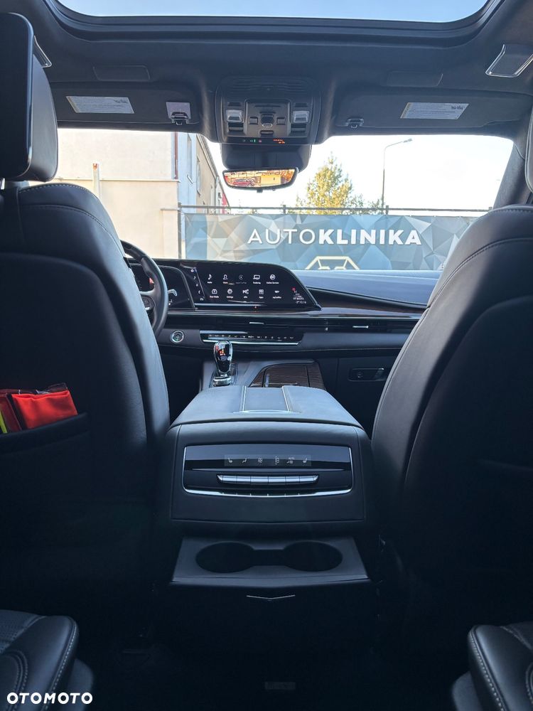 Cadillac Escalade 6.2 V8 AWD AT Platinum - 9