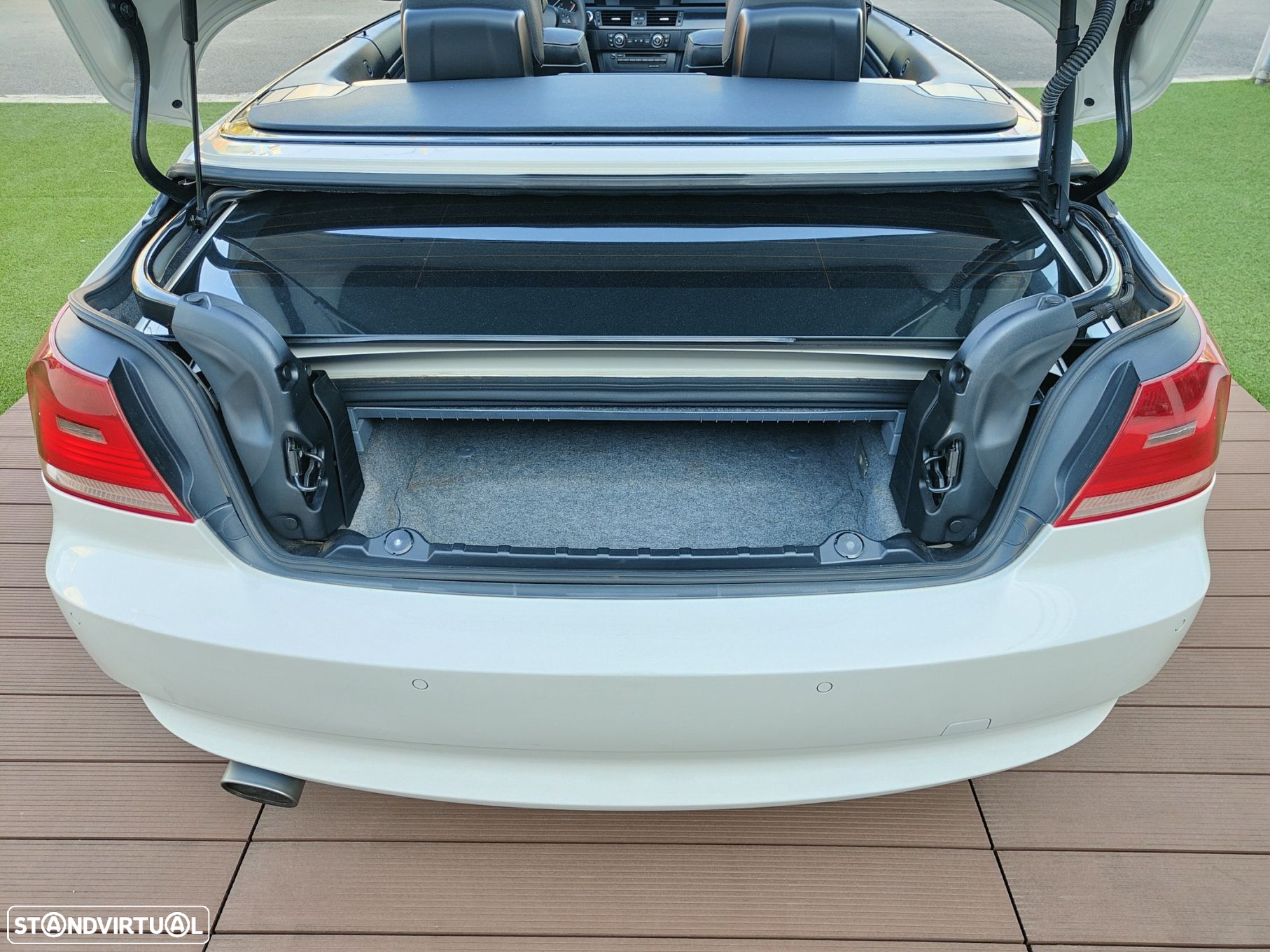 BMW 320 d Cabrio - 34