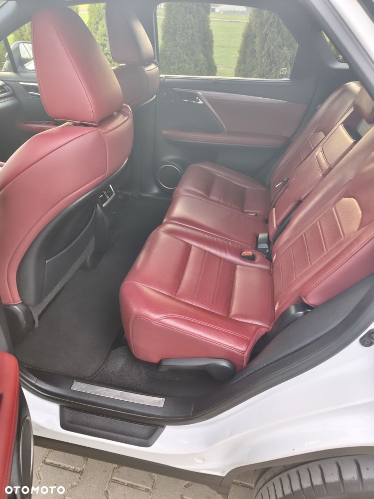 Lexus RX - 8